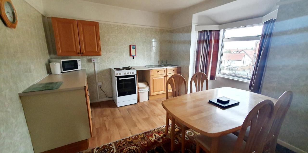 Beach Court Holiday Apartments Skegness Ngoại thất bức ảnh
